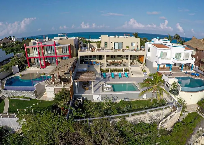 Casa Vaya Vida: Deluxe Island Villa-Views Sunrise @ Caribbean, Sunset @ Cancun/Isla Bay