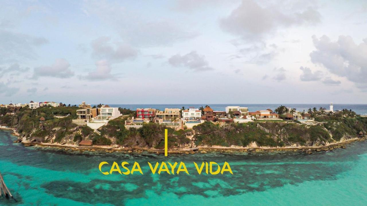 Villa Casa Vaya Vida: Deluxe Island Villa-views Sunrise @ Caribbean, Sunset @ Cancun/isla Bay *