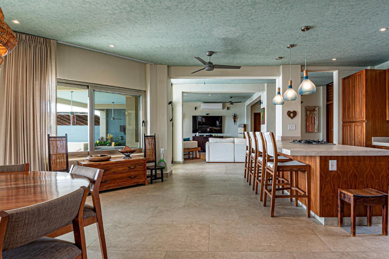 Casa Vaya Vida: Deluxe Island Villa-views Sunrise @ Caribbean, Sunset @ Cancun/isla Bay Isla Mujeres