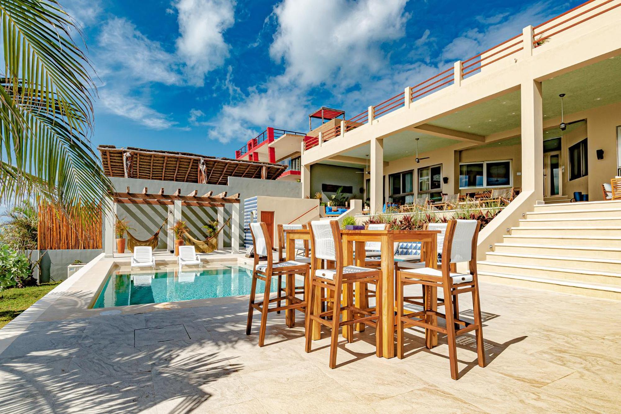 Casa Vaya Vida: Deluxe Island Villa-views Sunrise @ Caribbean, Sunset @ Cancun/isla Bay Villa *