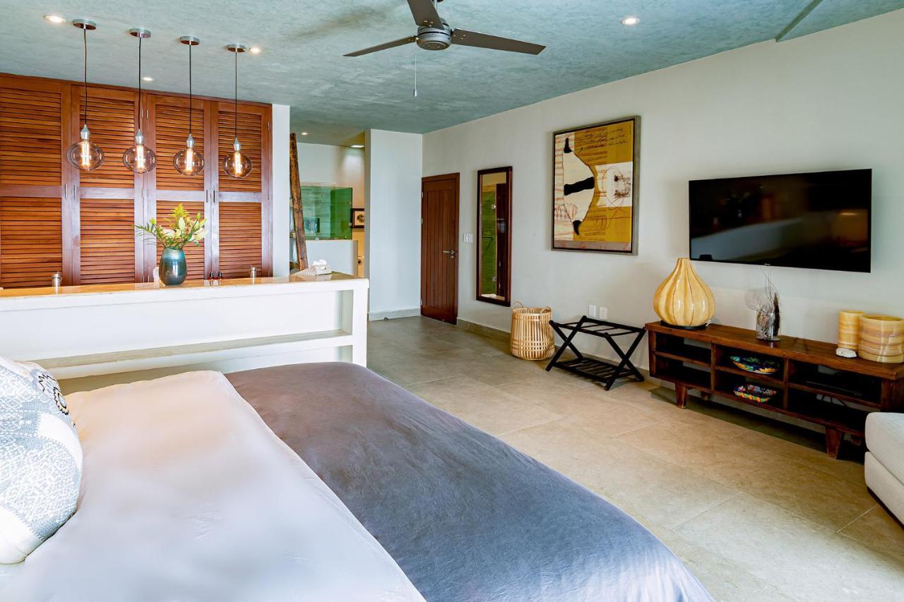 Casa Vaya Vida: Deluxe Island Villa-views Sunrise @ Caribbean, Sunset @ Cancun/isla Bay Isla Mujeres