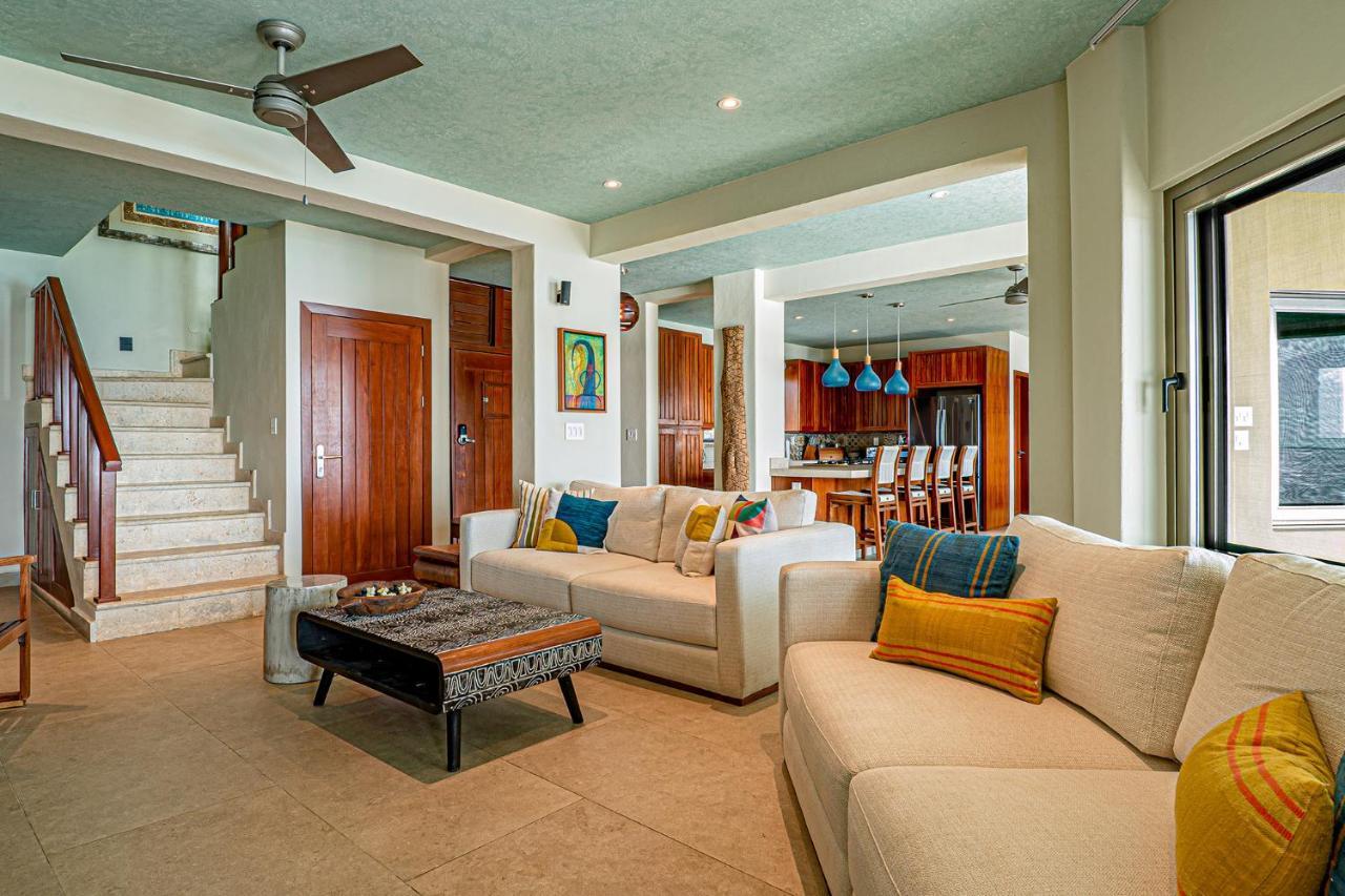 Casa Vaya Vida: Deluxe Island Villa-views Sunrise @ Caribbean, Sunset @ Cancun/isla Bay *