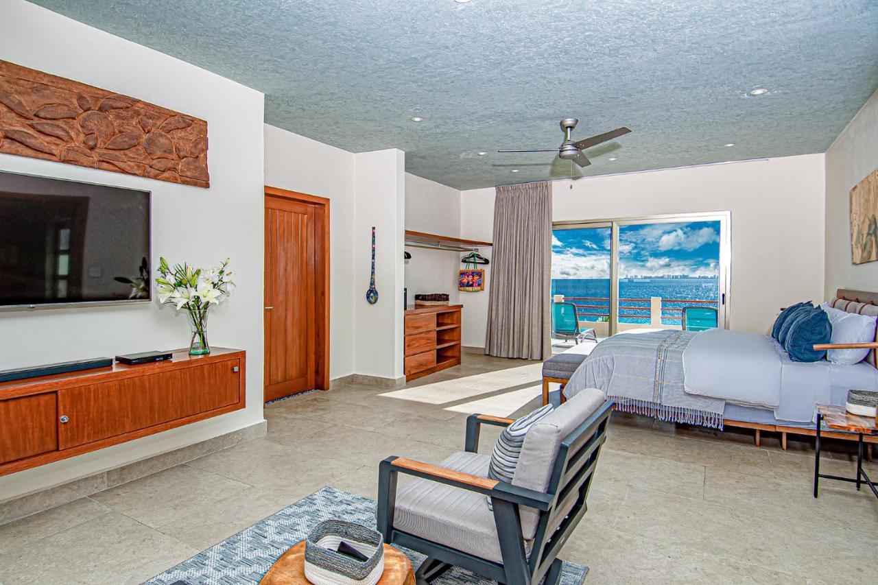 Casa Vaya Vida: Deluxe Island Villa-views Sunrise @ Caribbean, Sunset @ Cancun/isla Bay * Isla Mujeres