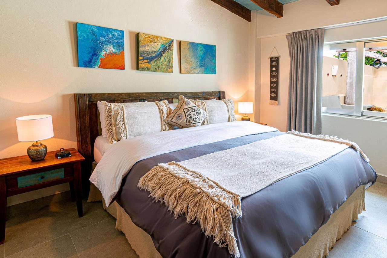 Casa Vaya Vida: Deluxe Island Villa-views Sunrise @ Caribbean, Sunset @ Cancun/isla Bay * Isla Mujeres